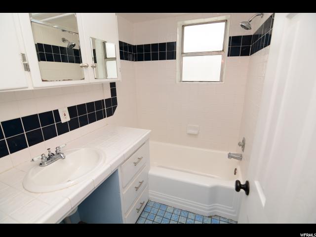 374 E Center St, Logan, UT 84321 — photo 8