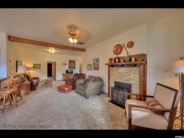 195 E 200 N, Moab, UT 84532 — photo 10
