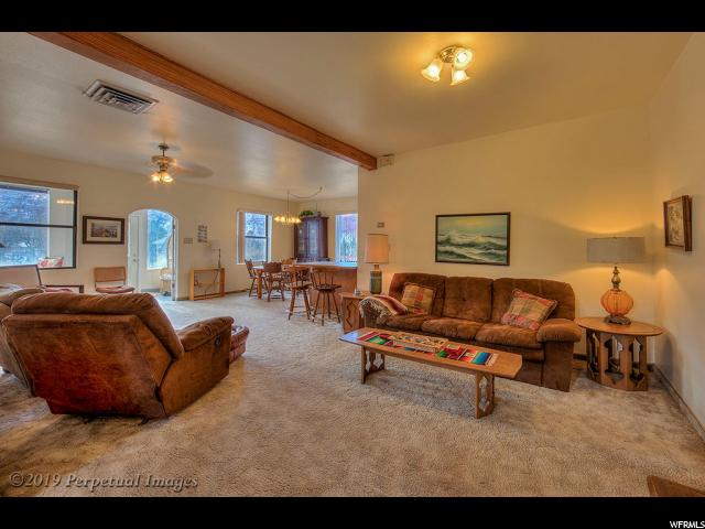 195 E 200 N, Moab, UT 84532 — photo 12