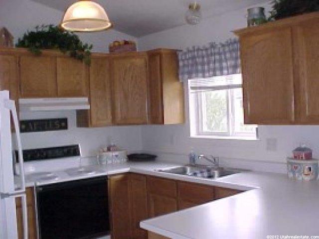 2574 N 200 E, North Logan, UT 84341 — photo 2