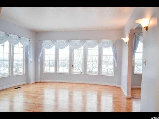 423 E Powell Ave, Centerville, UT 84014 — photo 3