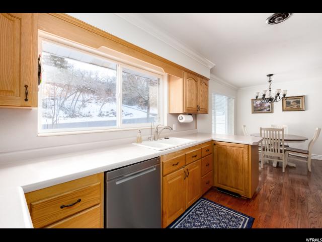 1215 N 900 E, Bountiful, UT 84010 — photo 9