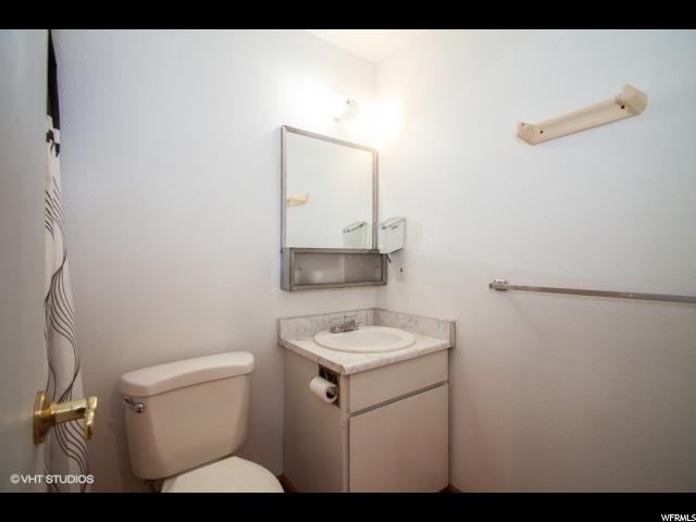 4318 S Main St E, Murray, UT 84107 — photo 10
