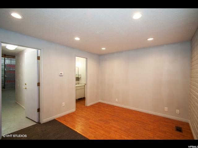 4318 S Main St E, Murray, UT 84107 — photo 7