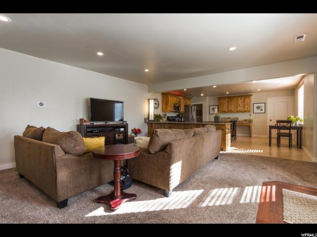 756 E Vine St S, Murray, UT 84107 — photo 10