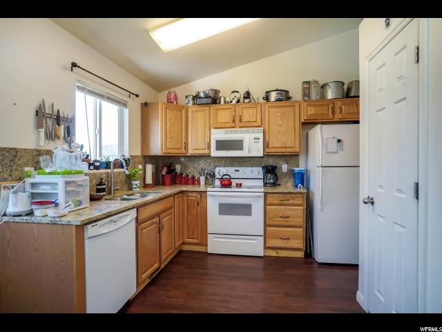 643 E Canyon View Dr, Ogden, UT 84404 — photo 8