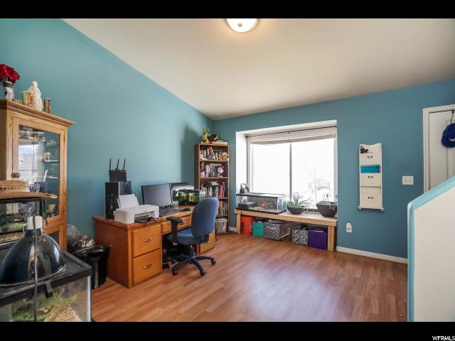 643 E Canyon View Dr, Ogden, UT 84404 — photo 4