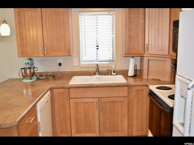 4643 S 3900 W, Roy, UT 84067 — photo 3