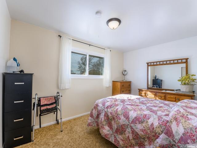 435 W 2250 N, Sunset, UT 84015 — photo 11
