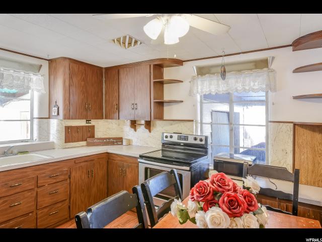 5263 S 2050 W, Roy, UT 84067 — photo 7