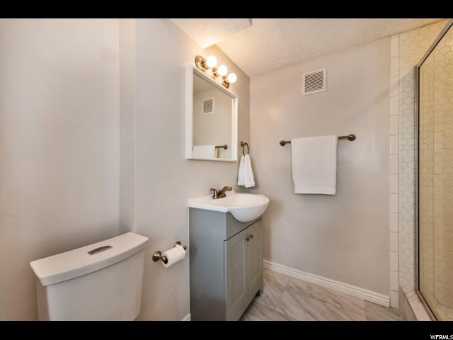 877 E Baker Dr S, Midvale, UT 84047 — photo 11