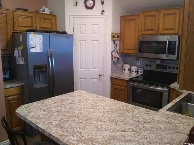 5559 S 3375 W, Roy, UT 84067 — photo 8