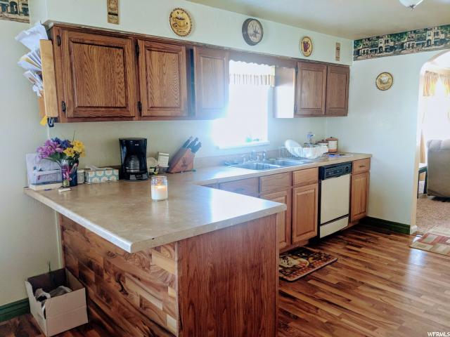 902 Bannock St, McCammon, ID 83250 — photo 3