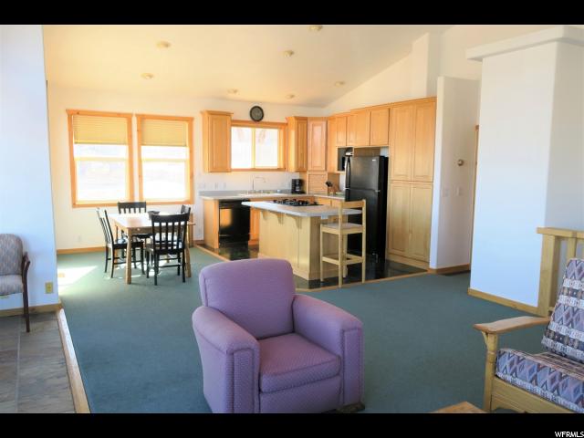10 E Rustler St S, Teasdale, UT 84773 — photo 11