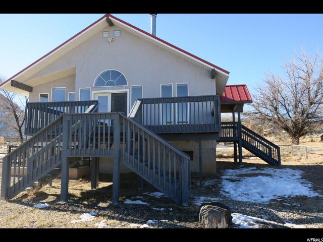 10 E Rustler St S, Teasdale, UT 84773 — photo 5