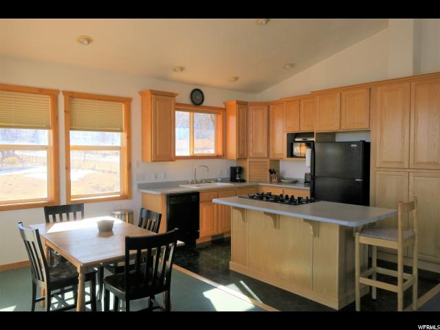 10 E Rustler St S, Teasdale, UT 84773 — photo 10