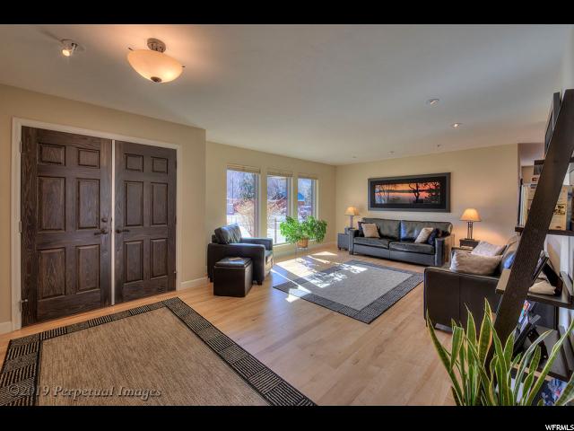 371 E 300 S, Moab, UT 84532 — photo 6