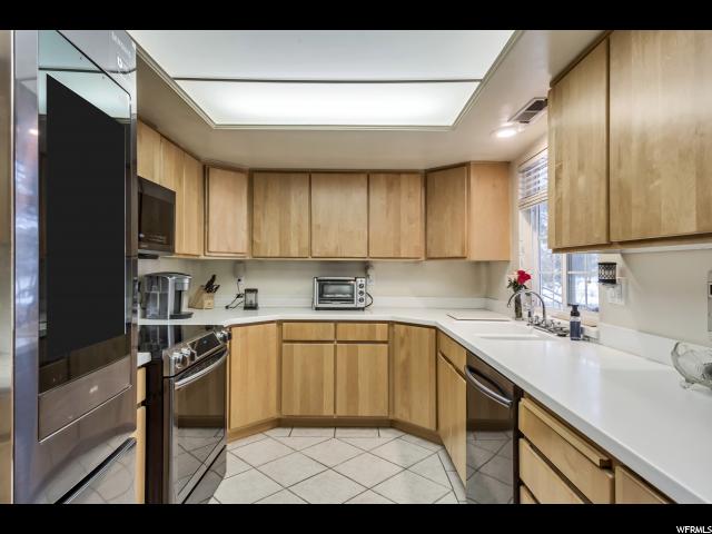 638 E 3950 S #E, Murray, UT 84107 — photo 8