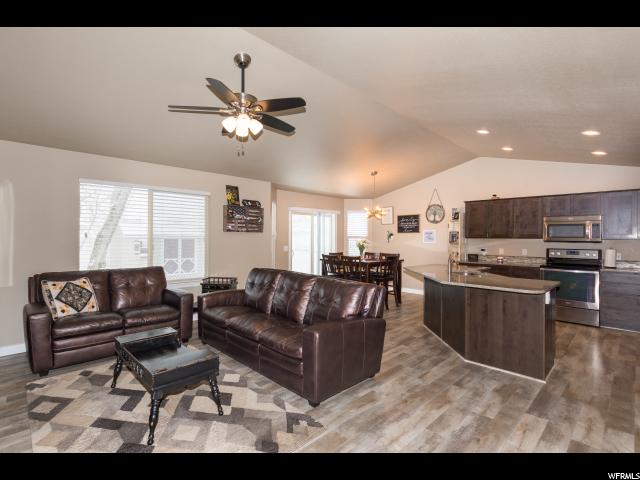1629 E 925 S, Clearfield, UT 84015 — photo 3