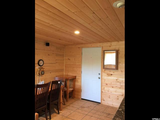 742 E Cedar Dr, Hatch, UT 84735 — photo 5