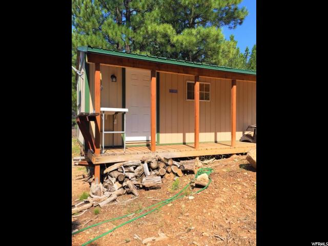 742 E Cedar Dr, Hatch, UT 84735 — photo 2