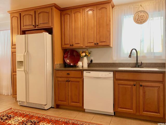 391 E 400 N, Nephi, UT 84648 — photo 6