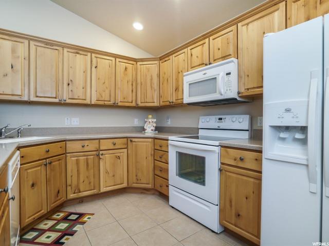 991 Hidden Dr #18, Layton, UT 84041 — photo 11