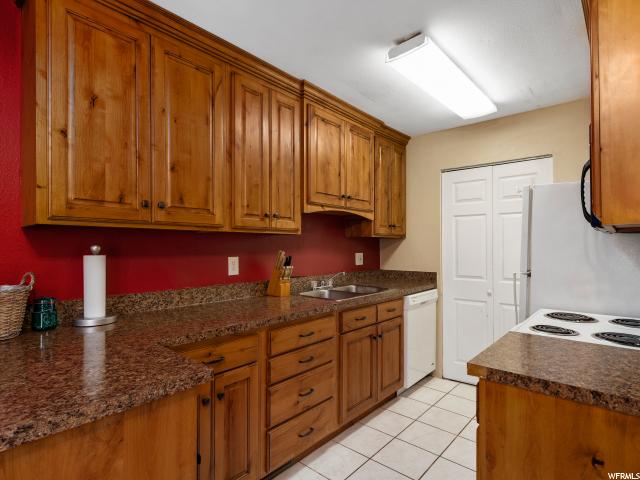 555 E Cobblestone Dr S #67, Midvale, UT 84047 — photo 10