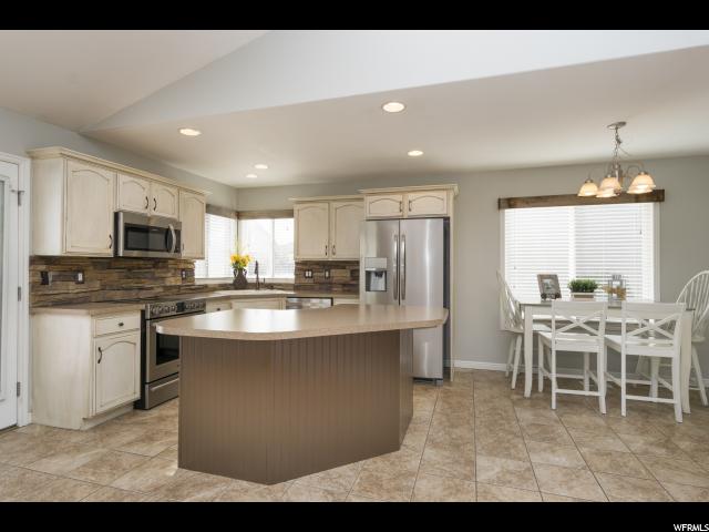 2012 N 2645 W, Clinton, UT 84015 — photo 9