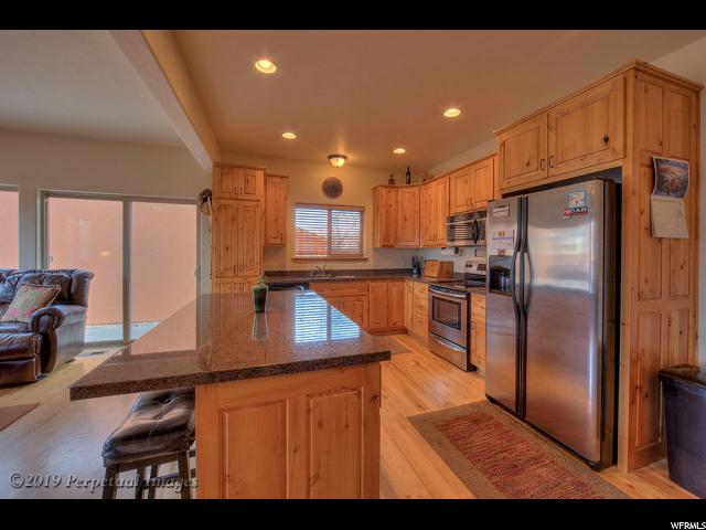 615 S 400 E, Moab, UT 84532 — photo 11