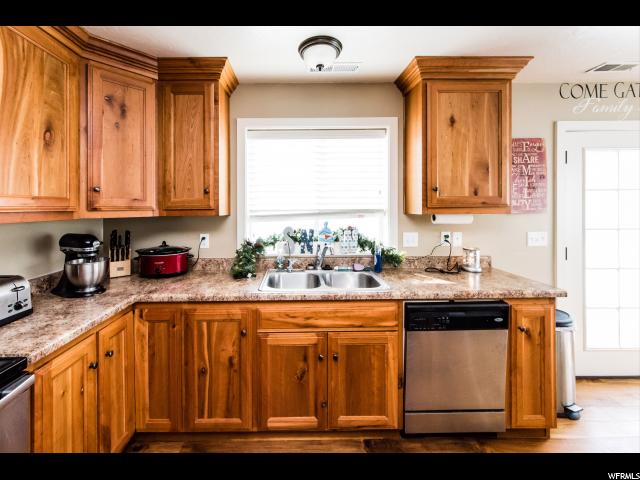 136 E 450 N, Providence, UT 84332 — photo 8