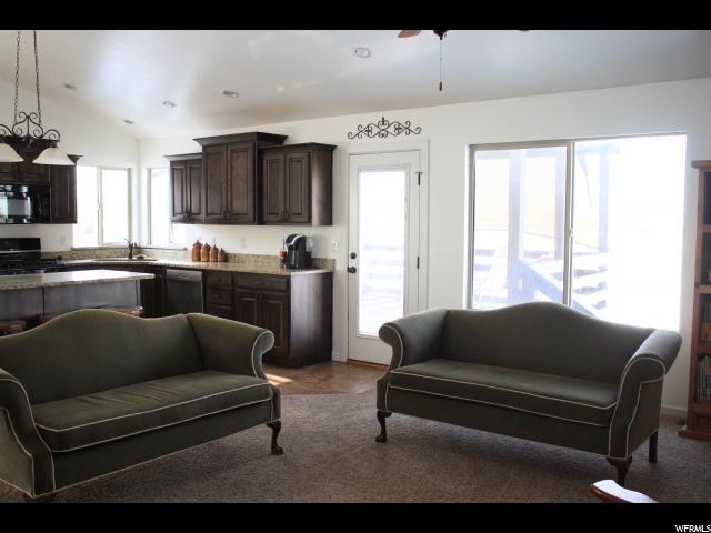 1659 N 3000 W, Clinton, UT 84015 — photo 8