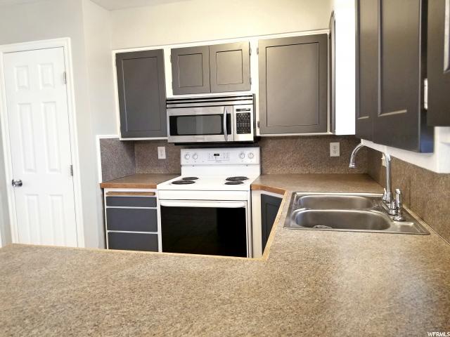 1334 N 550 W, Clinton, UT 84015 — photo 3