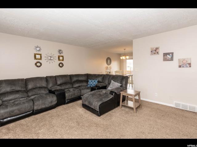 211 E Phillips S, Layton, UT 84041 — photo 4