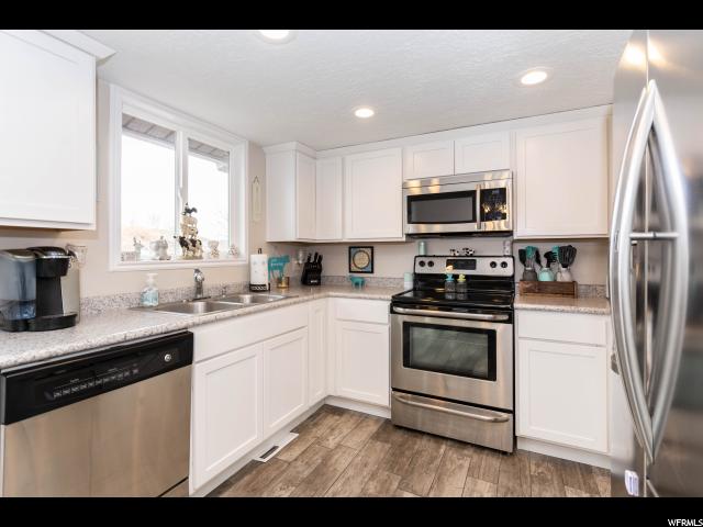 211 E Phillips S, Layton, UT 84041 — photo 6