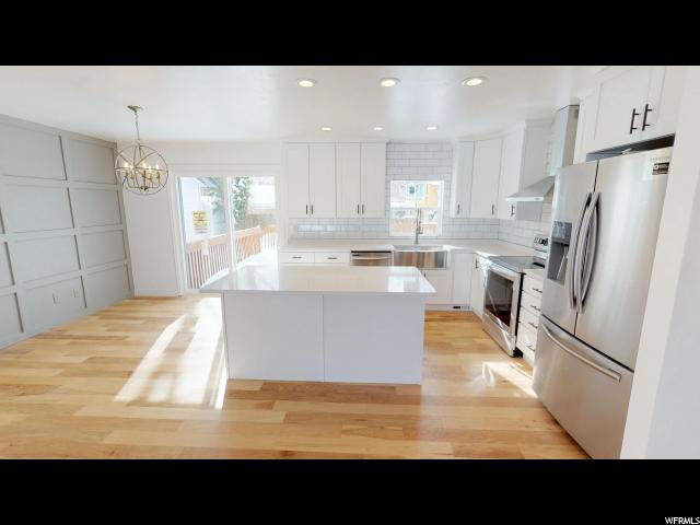 2408 E Glacier View Dr, Sandy, UT 84092 — photo 9