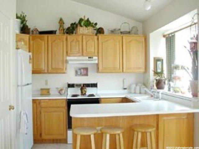 978 N 275 W, Bountiful, UT 84010 — photo 7
