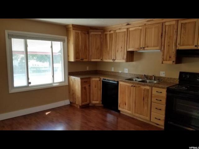 407 E 500 S, River Heights, UT 84321 — photo 4