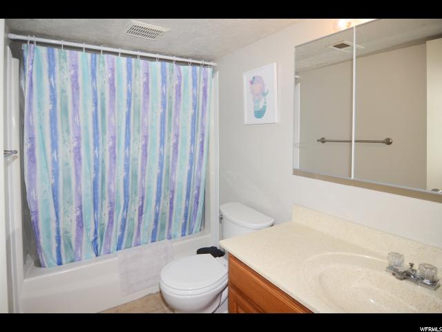 4894 S 2875 W, Roy, UT 84067 — photo 12