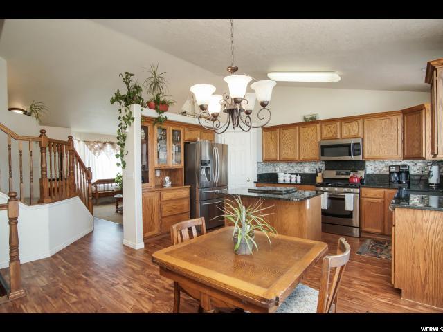 2687 W 2100 N, Clinton, UT 84015 — photo 8