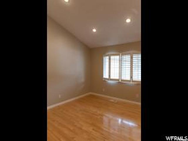 10682 S 390 E, Sandy, UT 84070 — photo 8