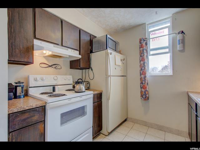 213 W 2600 S, Bountiful, UT 84010 — photo 9