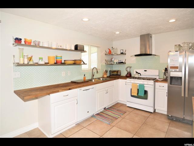 954 E 100 S, Layton, UT 84041 — photo 5