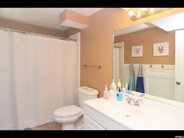 954 E 100 S, Layton, UT 84041 — photo 11