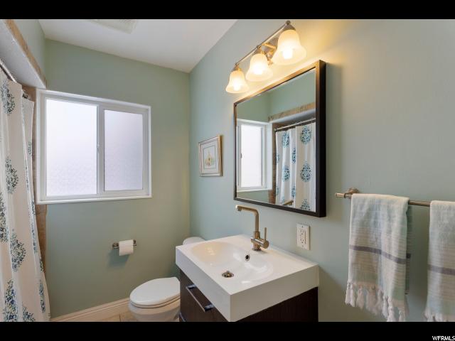 692 W 3500 S, Bountiful, UT 84010 — photo 11