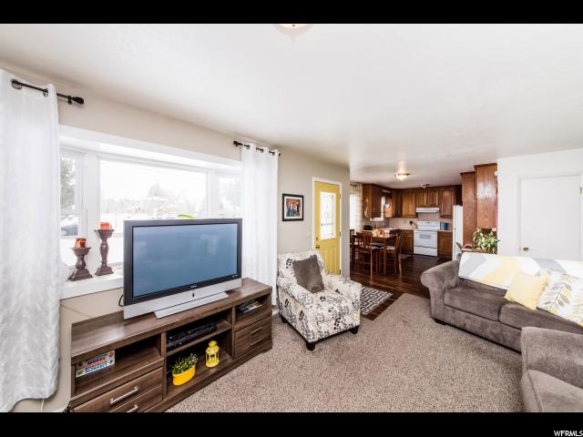 315 E 100 S, Hyrum, UT 84319 — photo 2