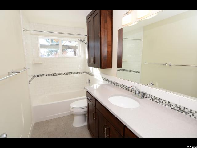 416 E 500 S, River Heights, UT 84321 — photo 10