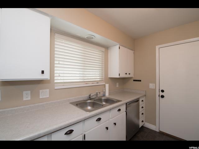 1245 E Spring Ridge Dr, Sandy, UT 84094 — photo 10