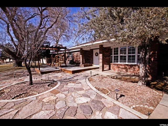 672 Mi Vida Dr, Moab, UT 84532 — photo 7
