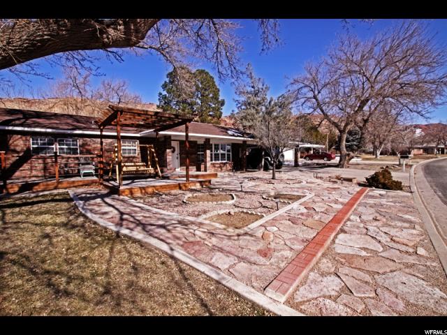 672 Mi Vida Dr, Moab, UT 84532 — photo 6